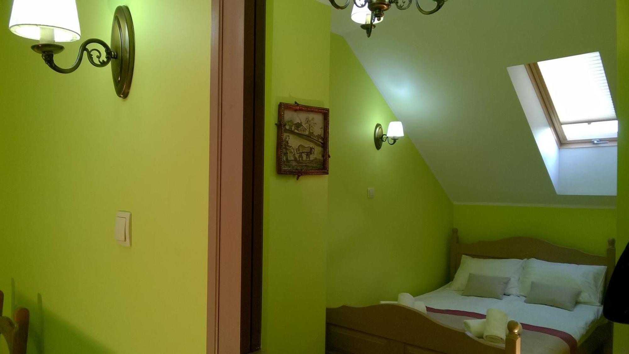 Hotel POD HERBEM -POKOJE OZONOWANE Białystok Zimmer foto