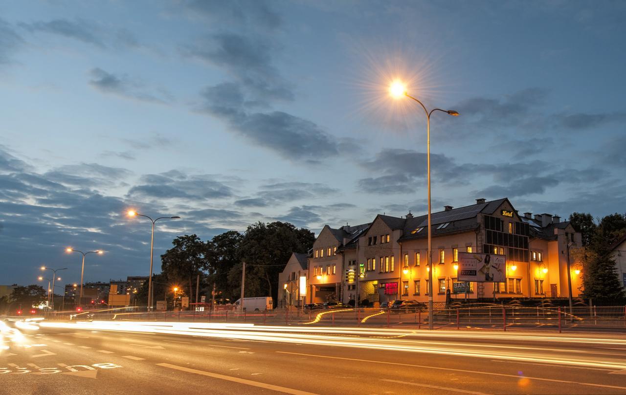 Hotel POD HERBEM -POKOJE OZONOWANE Białystok Exterior foto